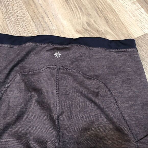 ATHLETA Ultimate Stash Pocket 7/8 Tight Size Medium Fall 2021 - Picture 7 of 10